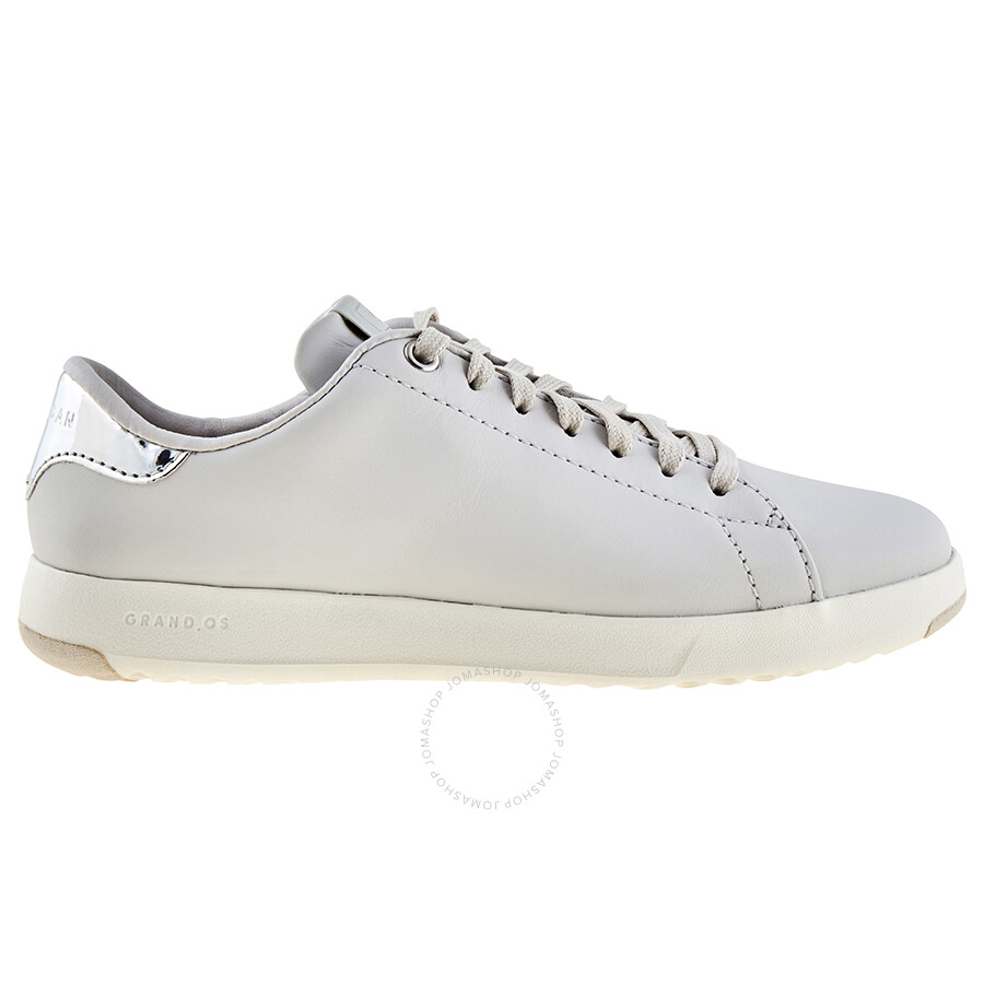 grandpro tennis sneaker