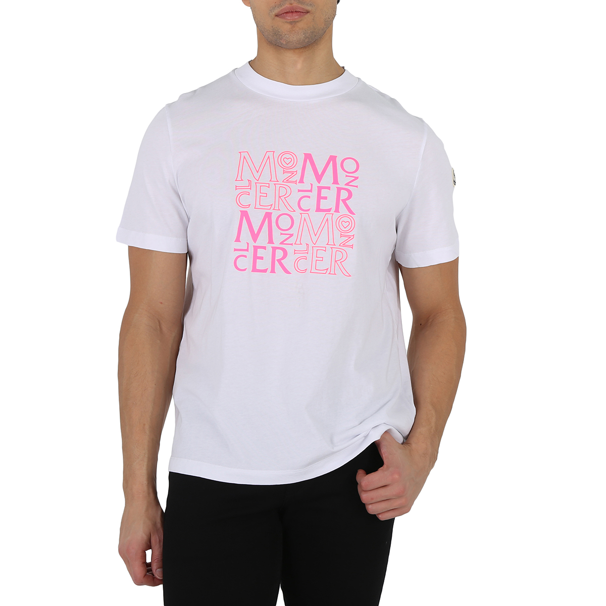 Moncler T-shirt nera a maniche corte con logo L19548C00006/999 main image 1