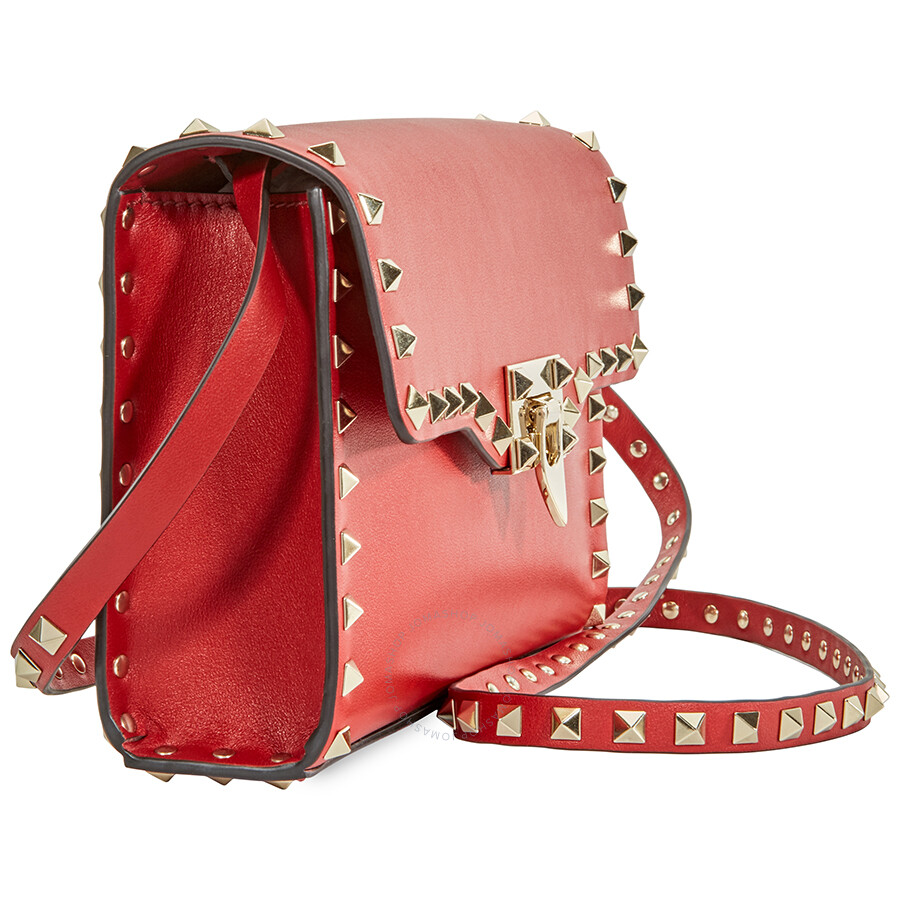 Valentino Garavani Rockstud Medium Shoulder Bag Red QW0B0181WCI0RO