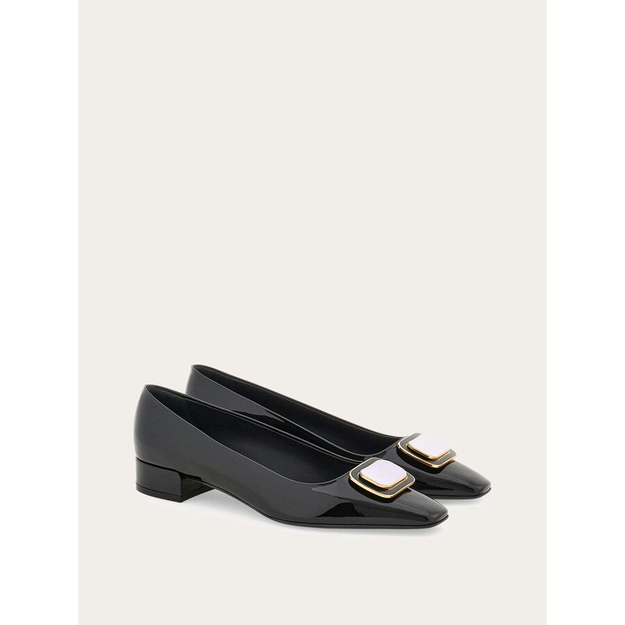 Ferragamo New Vara Plate Patent Leather Pumps In Black