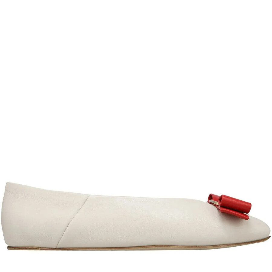 Ferragamo Vanna Vara Bow Ballet Flats In Calf Leather In White