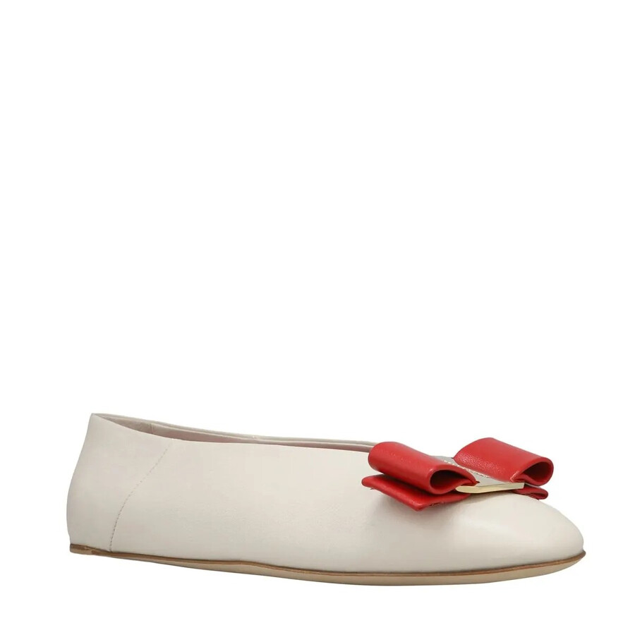 Ferragamo Vanna Vara Bow Ballet Flats In Calf Leather In White