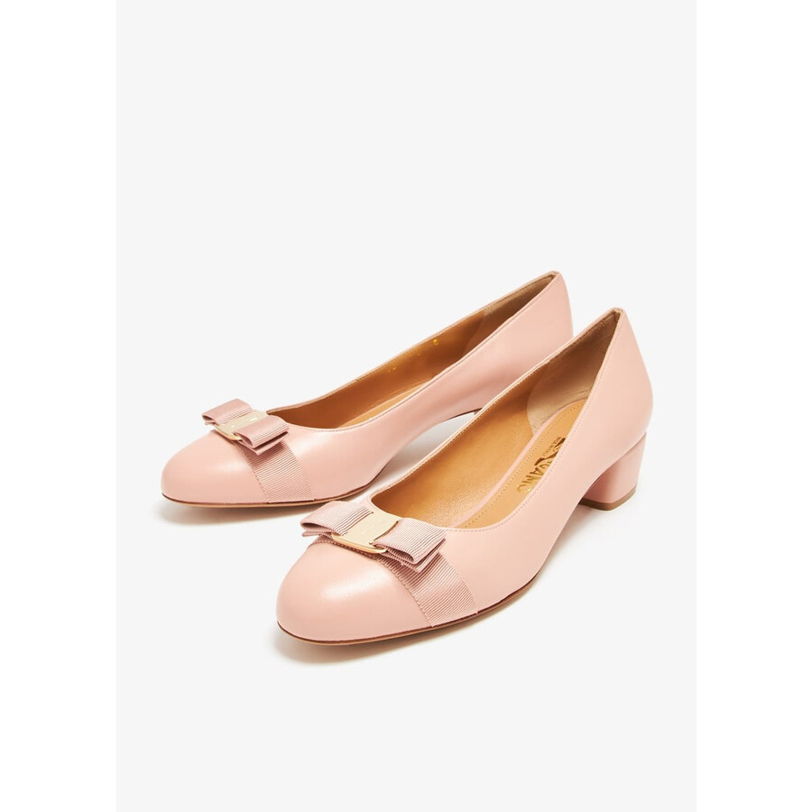 Ferragamo Vara Bow Nappa Leather Pumps In Pink