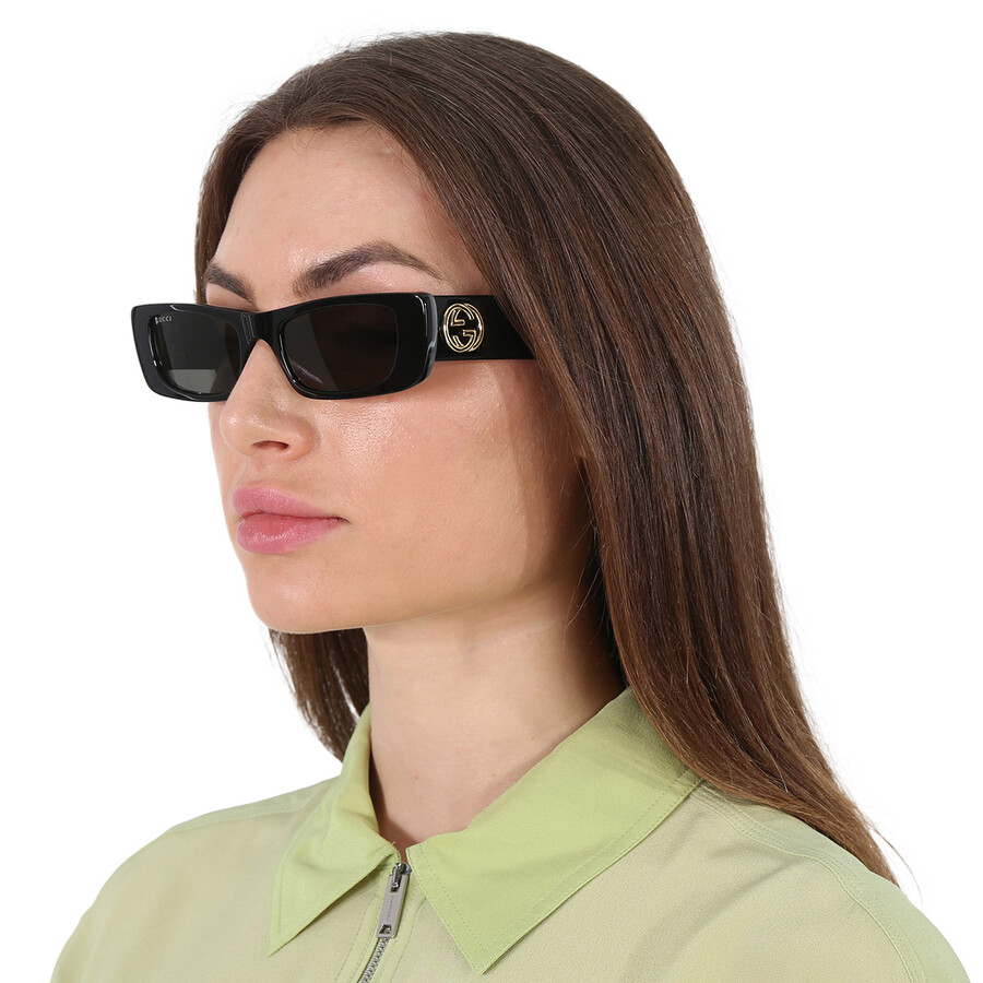 Gucci Grey Rectangular Ladies Sunglasses Gg0516s 001 52 In Grey