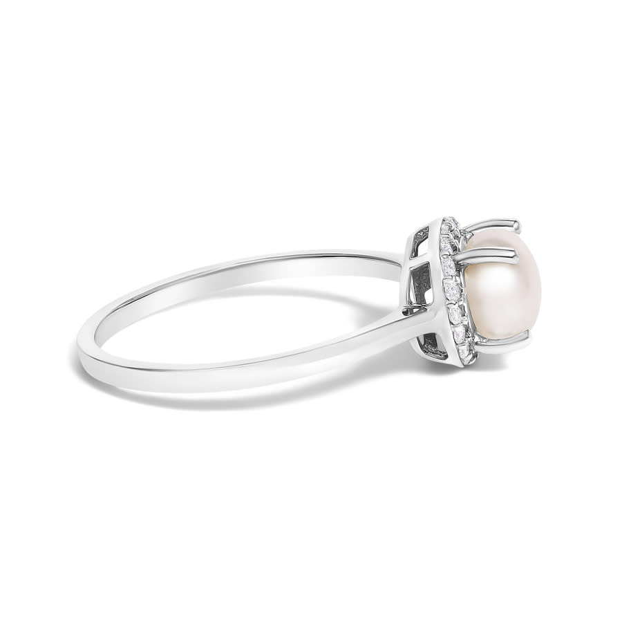 Haus Of Brilliance 10k White Gold Pearl And 1/10 Cttw Diamond Halo Ring In Metallic
