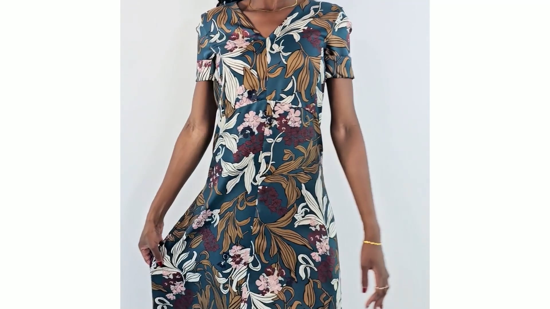 chinese dress ladies Buy Max Women Printed A-line Dress with Belt (Green_XS) at Amazon.in