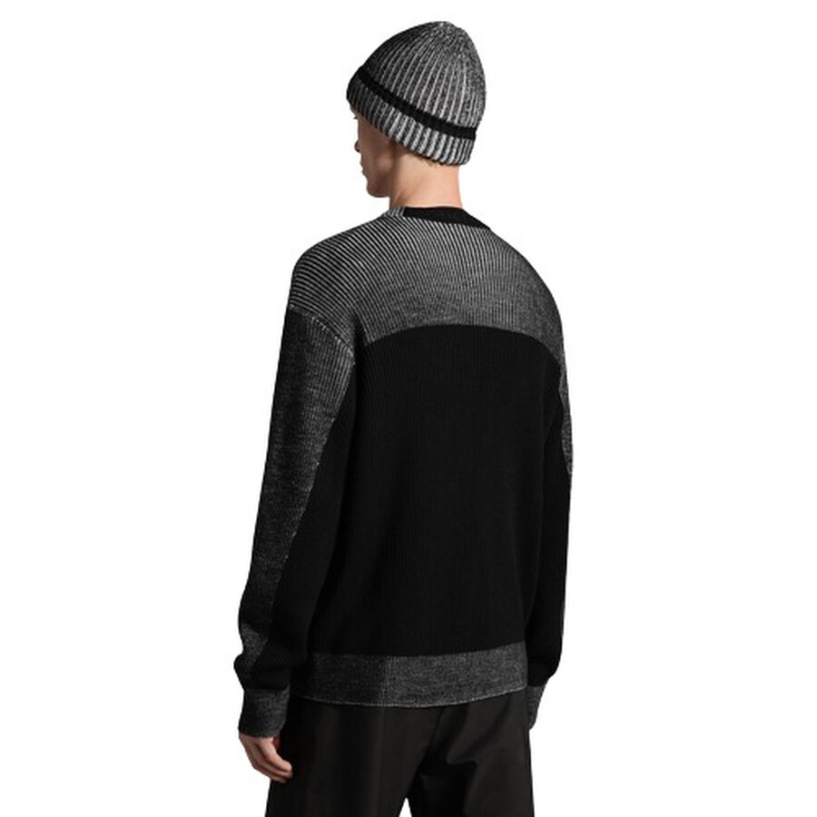 Moncler Girocollo Long Sleeve Pullover Sweater In Grey
