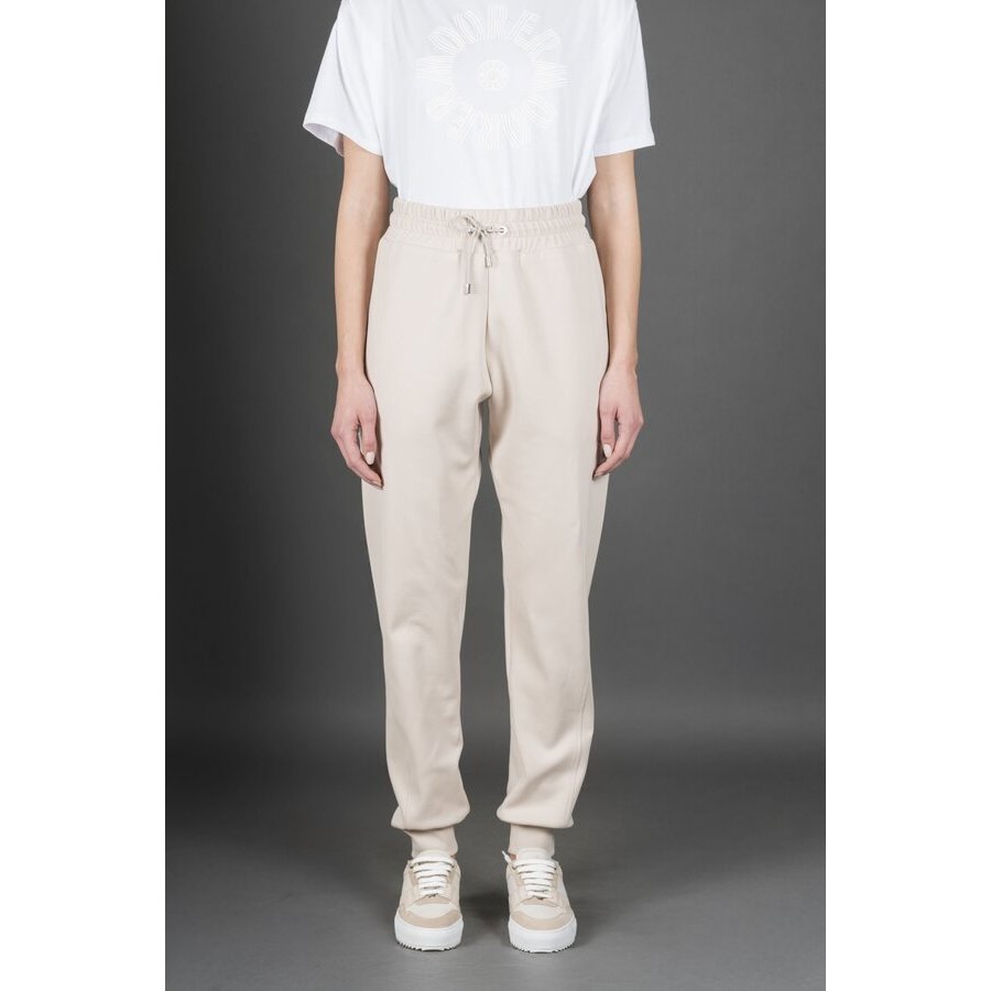 Moorer Women's Light Beige Relaxed Trousers In ["beige"]