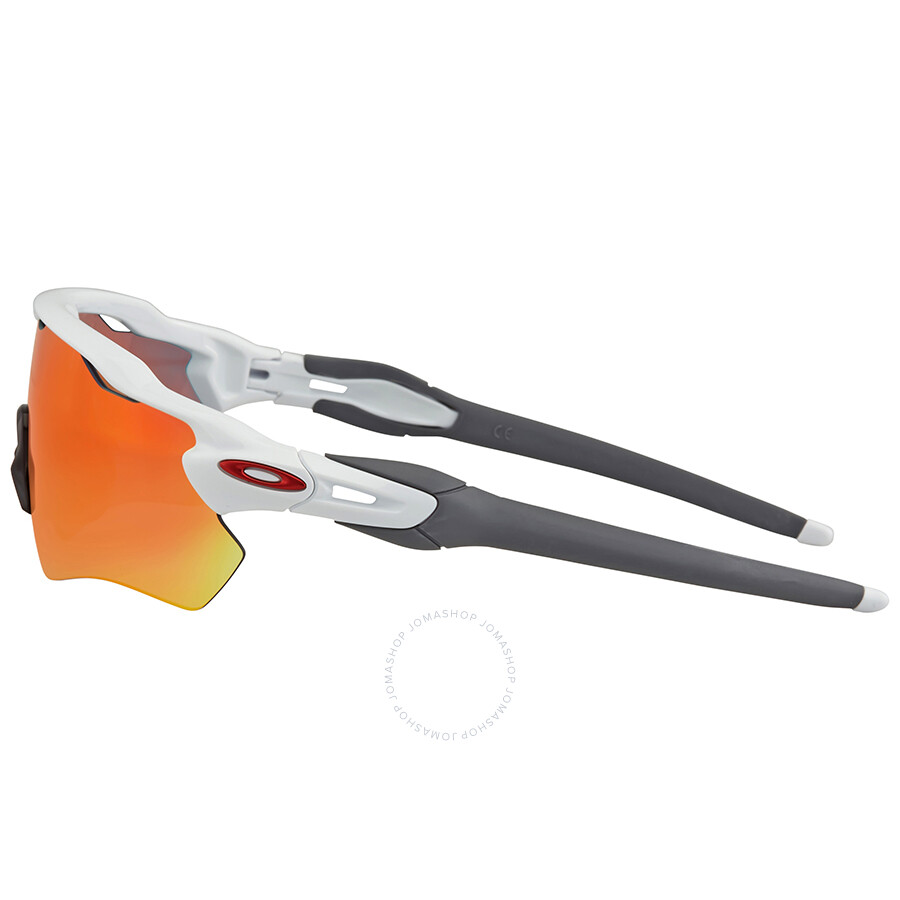 oakley red iridium polarized lens