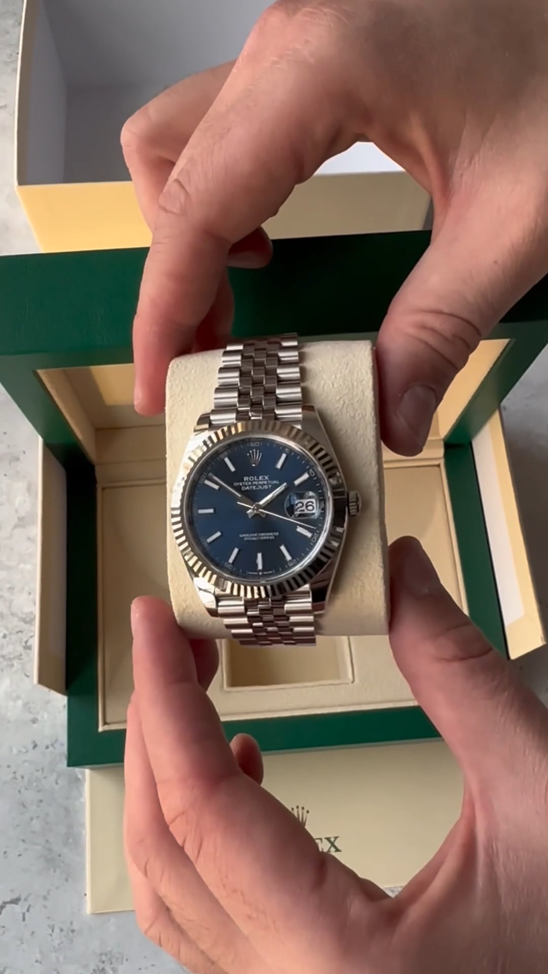 Rolex Datejust Blue Dial Automatic Men's Jubilee Watch 126334BLSJ