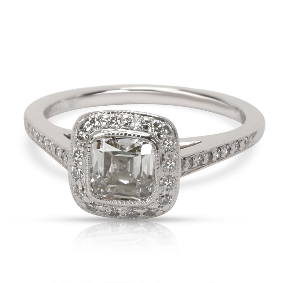Tiffany & Co. PreOwned Tiffany Legacy Diamond Diamond Engagement Ring