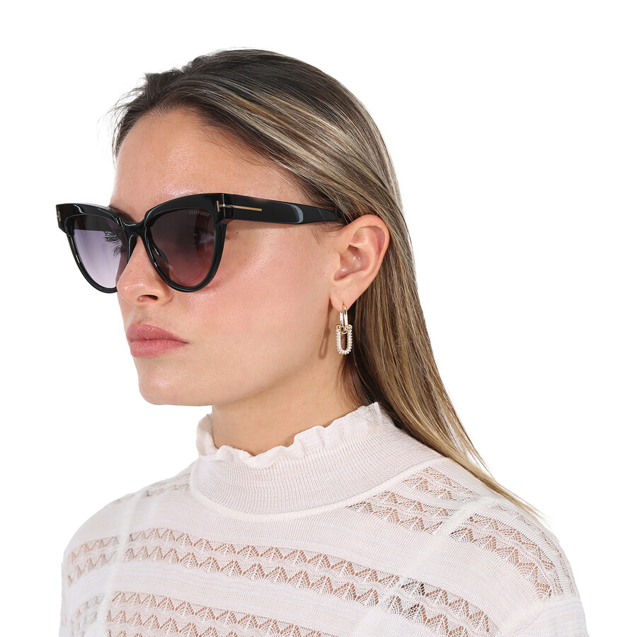 Tom Ford Nadine Smoke Gradient Cat Eye Ladies Sunglasses Ft0941 01b 57 In Black