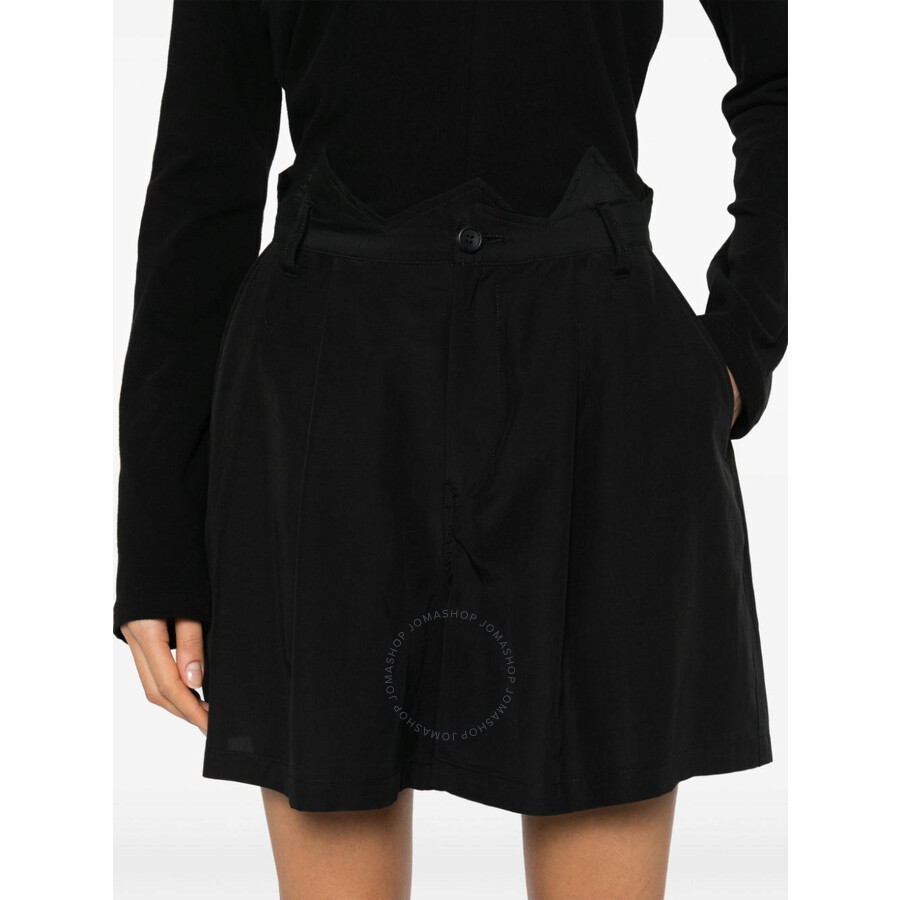 Yohji Yamamoto Asymmetric-edge Shorts In Black